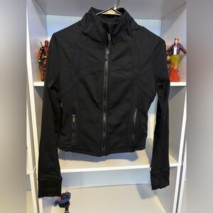 Black lululemon crop define jacket